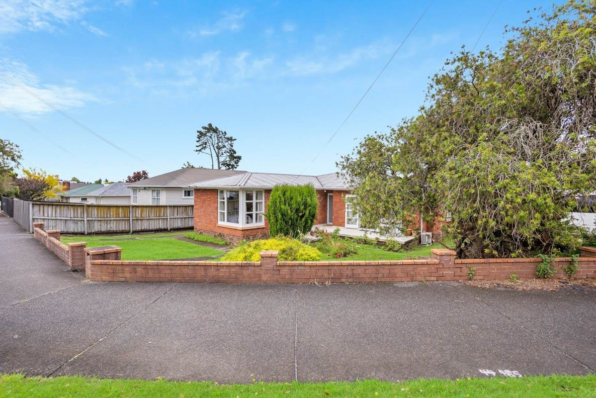 81 New Windsor Road, New Windsor, Auckland - Carousel 20