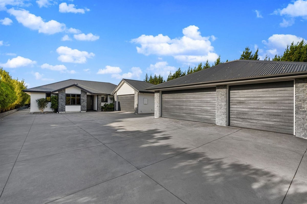 38 Styx River Place, Spencerville, Christchurch - Carousel 39