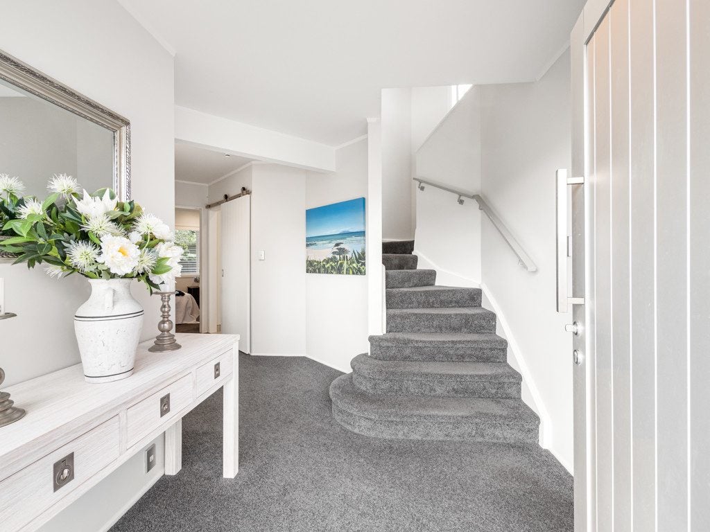 27 Seaway Terrace, Otumoetai, Tauranga, Bay Of Plenty - Carousel 2