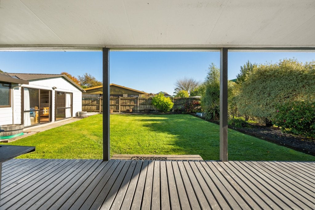 16 Faulkland Drive, Witherlea, Blenheim - Carousel 2