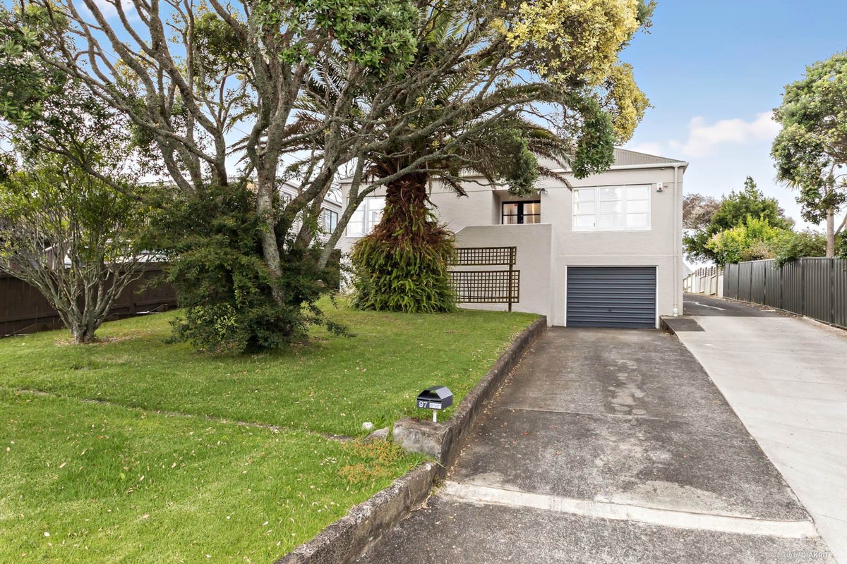 97 Awaroa Road, Sunnyvale, Auckland - Carousel 2