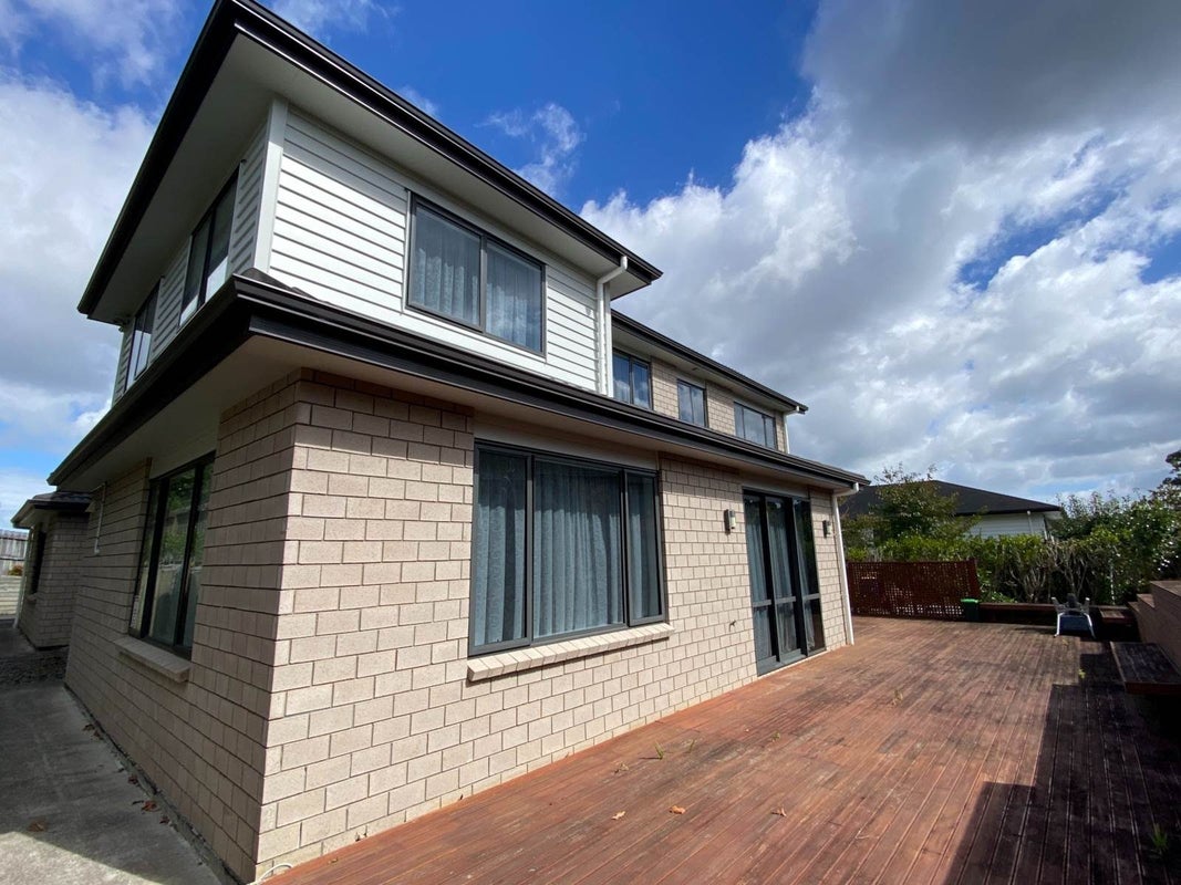 13 Ballymore Drive, Pinehill, Auckland - Carousel 20