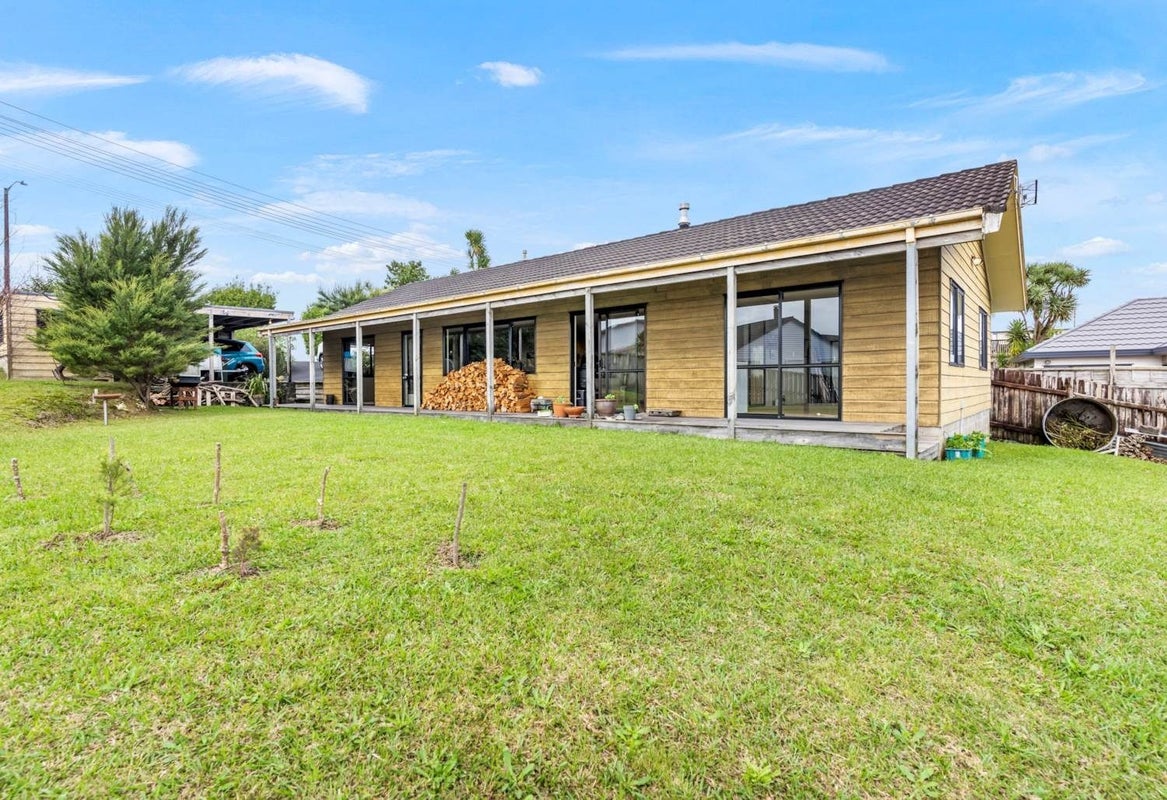 98 Sunset Road, Unsworth Heights, Auckland - Carousel 2