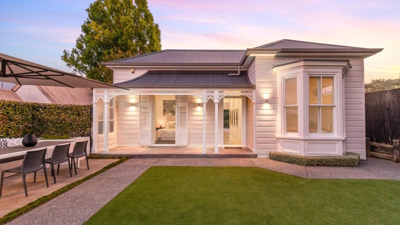 29A Brighton Road, Parnell, Auckland - Carousel 1
