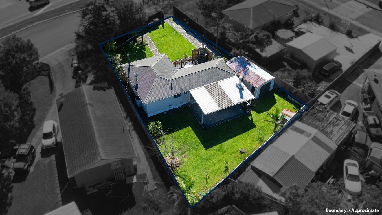 47 Universal Drive, Henderson, Auckland - Carousel 34
