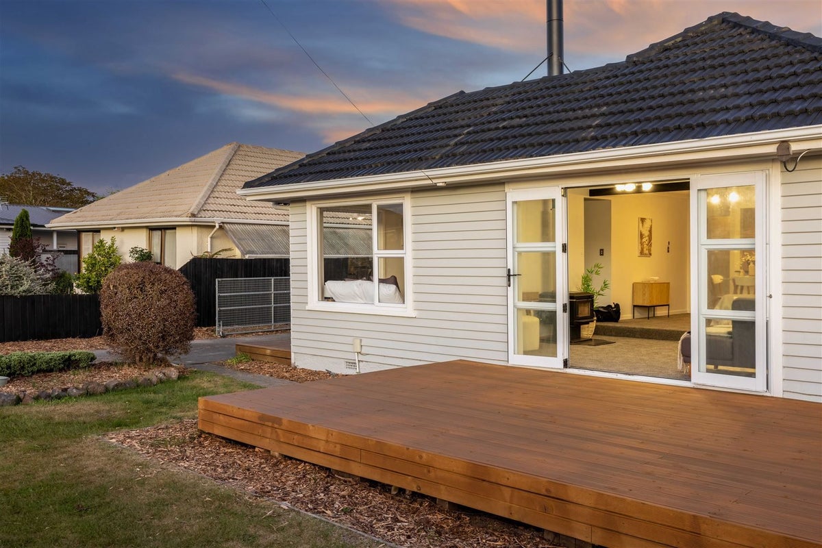 37 Reginald Street, Burwood, Christchurch - Carousel 2