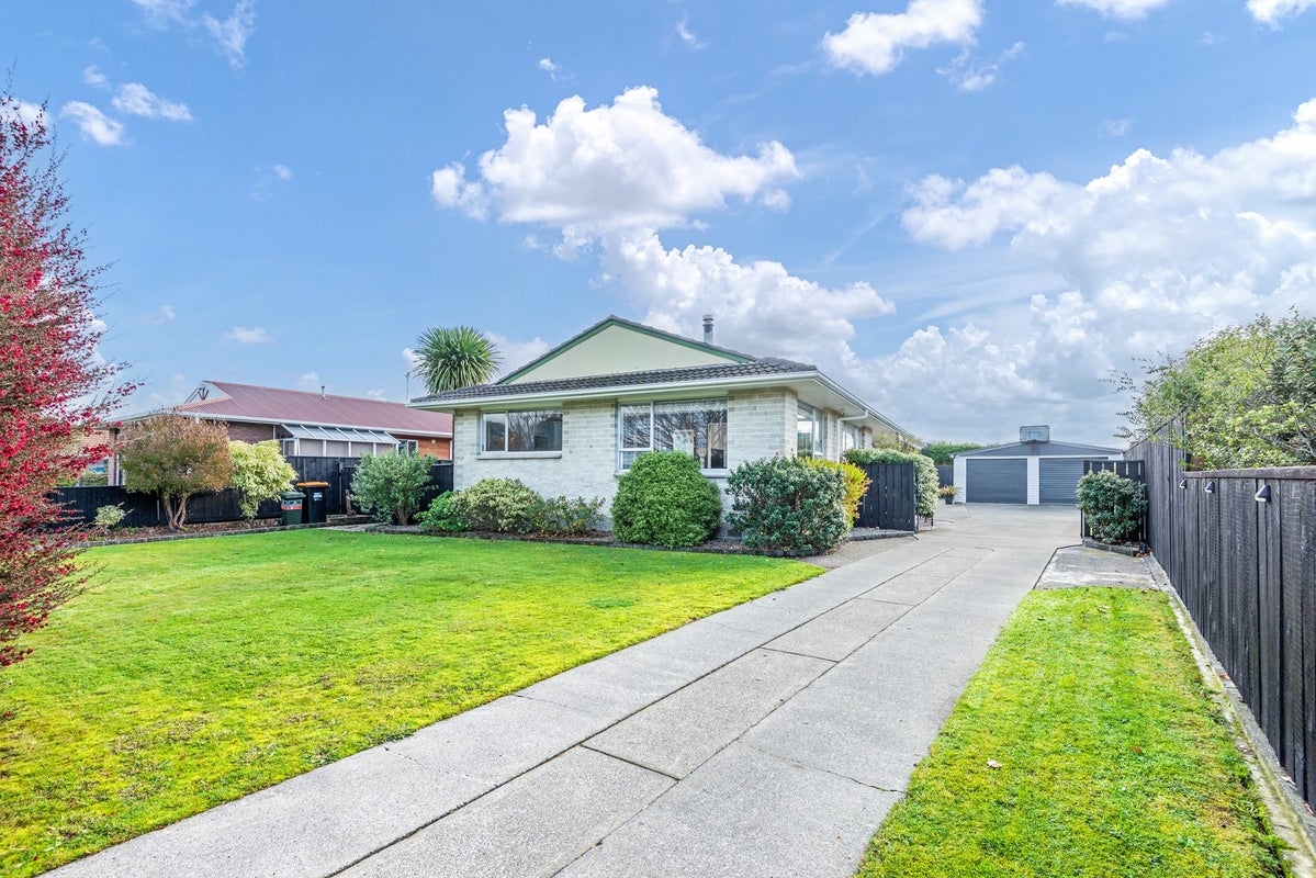 76 John F Kennedy Drive, Milson, Palmerston North - Carousel 1