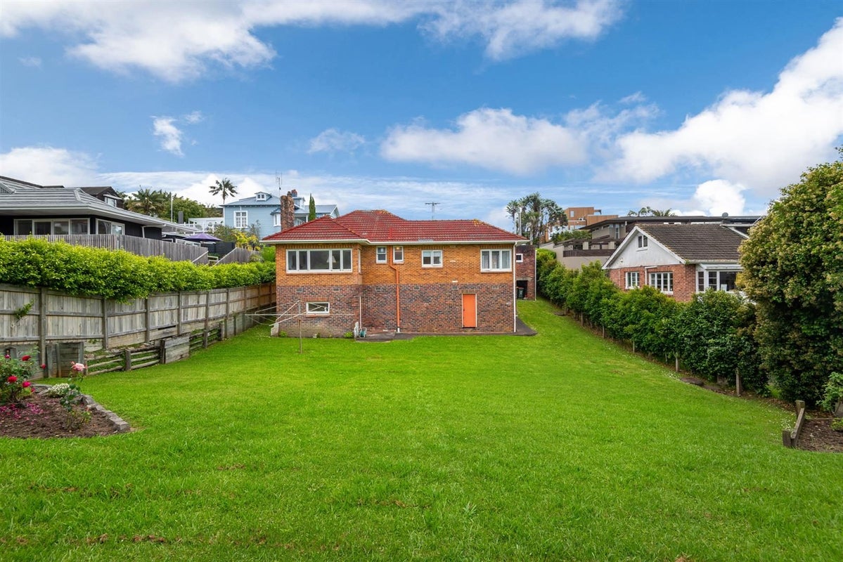 3 Rarere Road, Hauraki, Auckland - Carousel 1