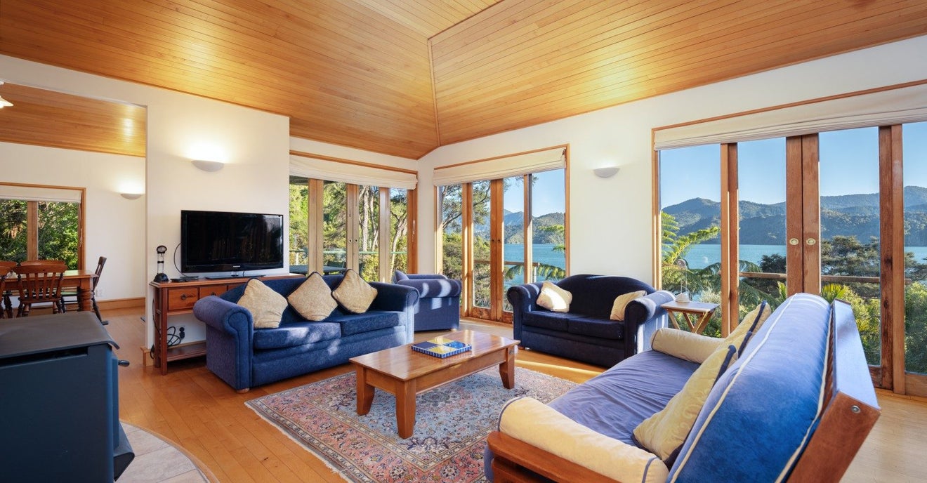 19 Tara Bay Road, TE MAHIA - Carousel 2