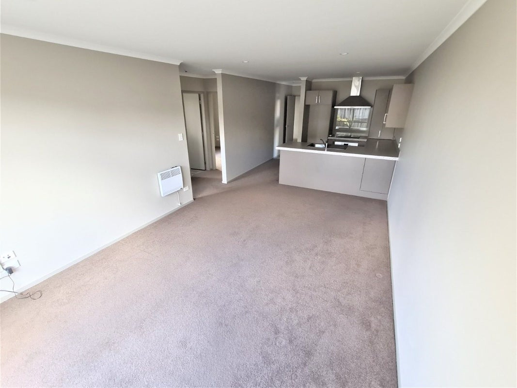 2/3 Edgecumbe Street, Whitiora, Hamilton - Carousel 2