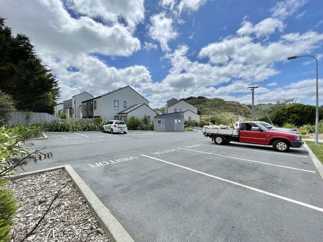 8/170 Fraser Avenue, Johnsonville, Wellington - Carousel 13