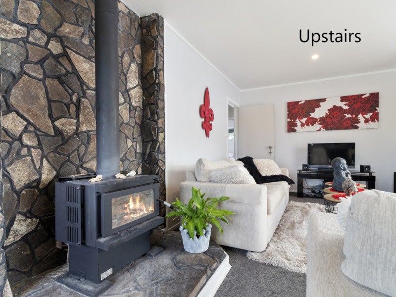 54 Roretana Drive, Athenree, Katikati - Carousel 2