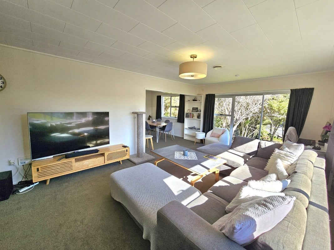 235 Heta Road, Merrilands, New Plymouth - Carousel 2