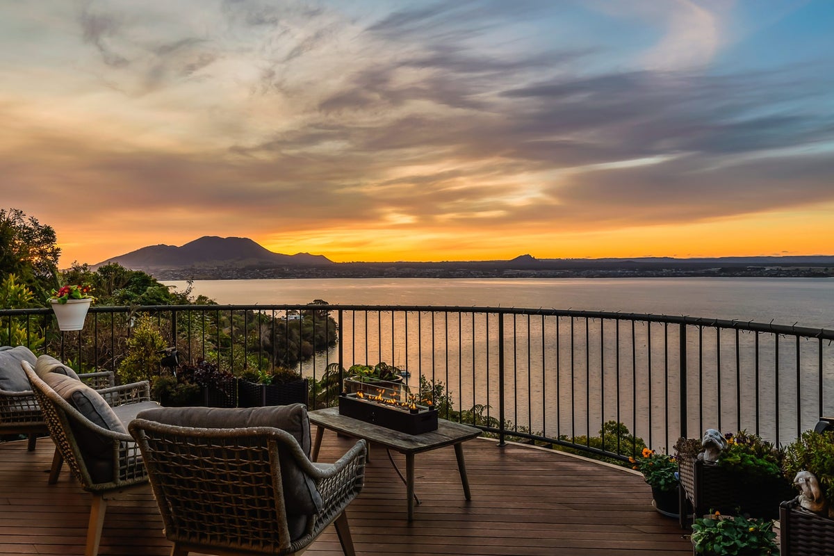 71 Wakeman Road, Acacia Bay, Taupo - Carousel 2
