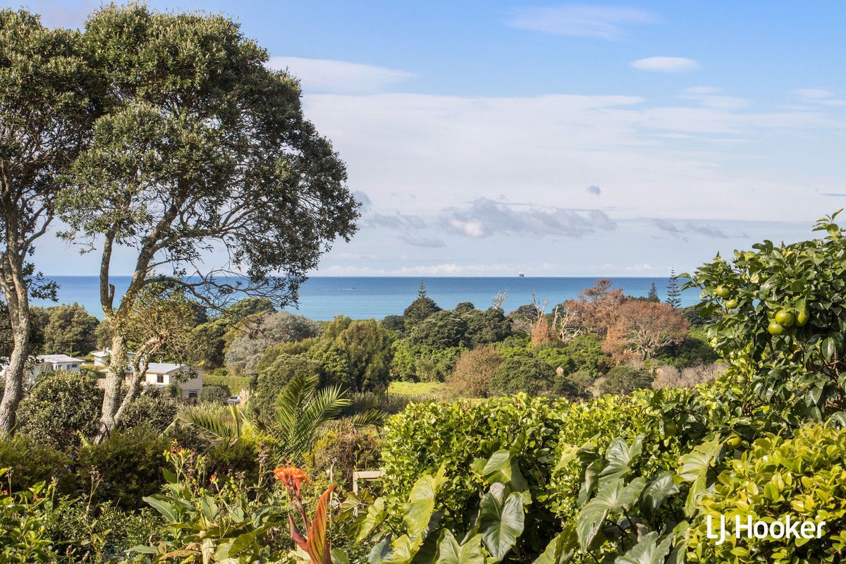 155 Koutunui Road, Athenree, Katikati - Carousel 23