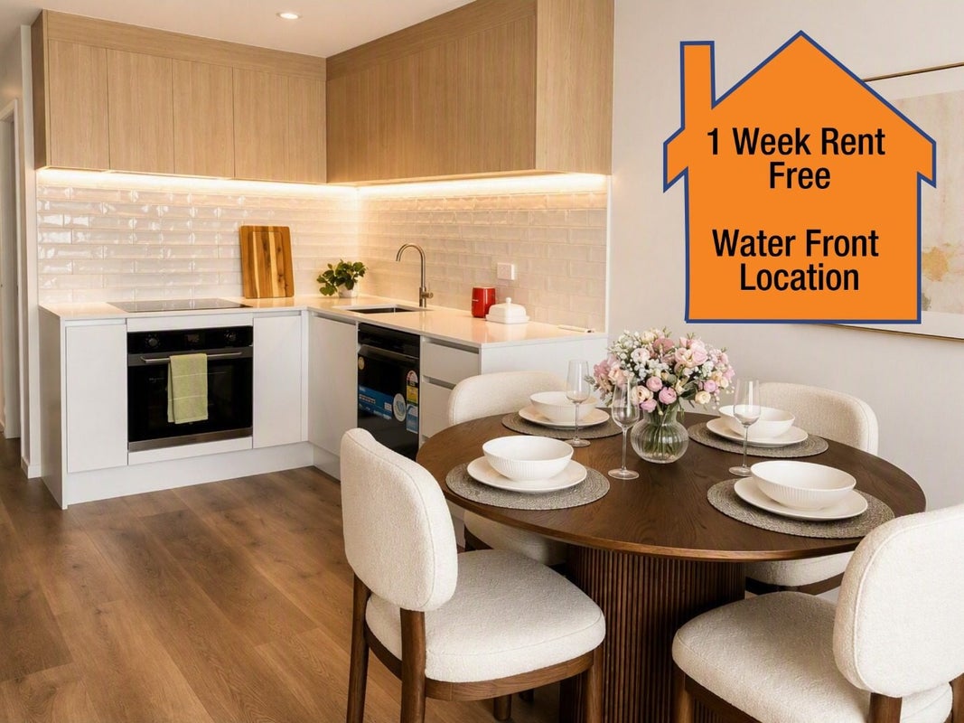 8/4 Limestone Drive, Hobsonville, Auckland - Carousel 1