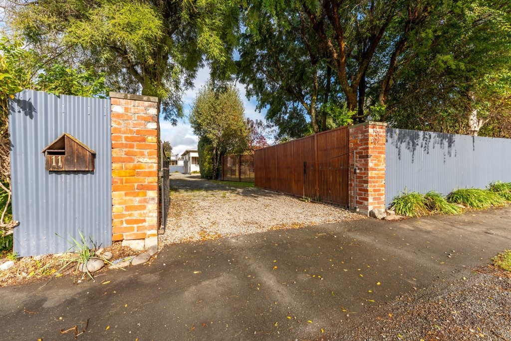 11 Horton Street, Pleasant Point - Carousel 16