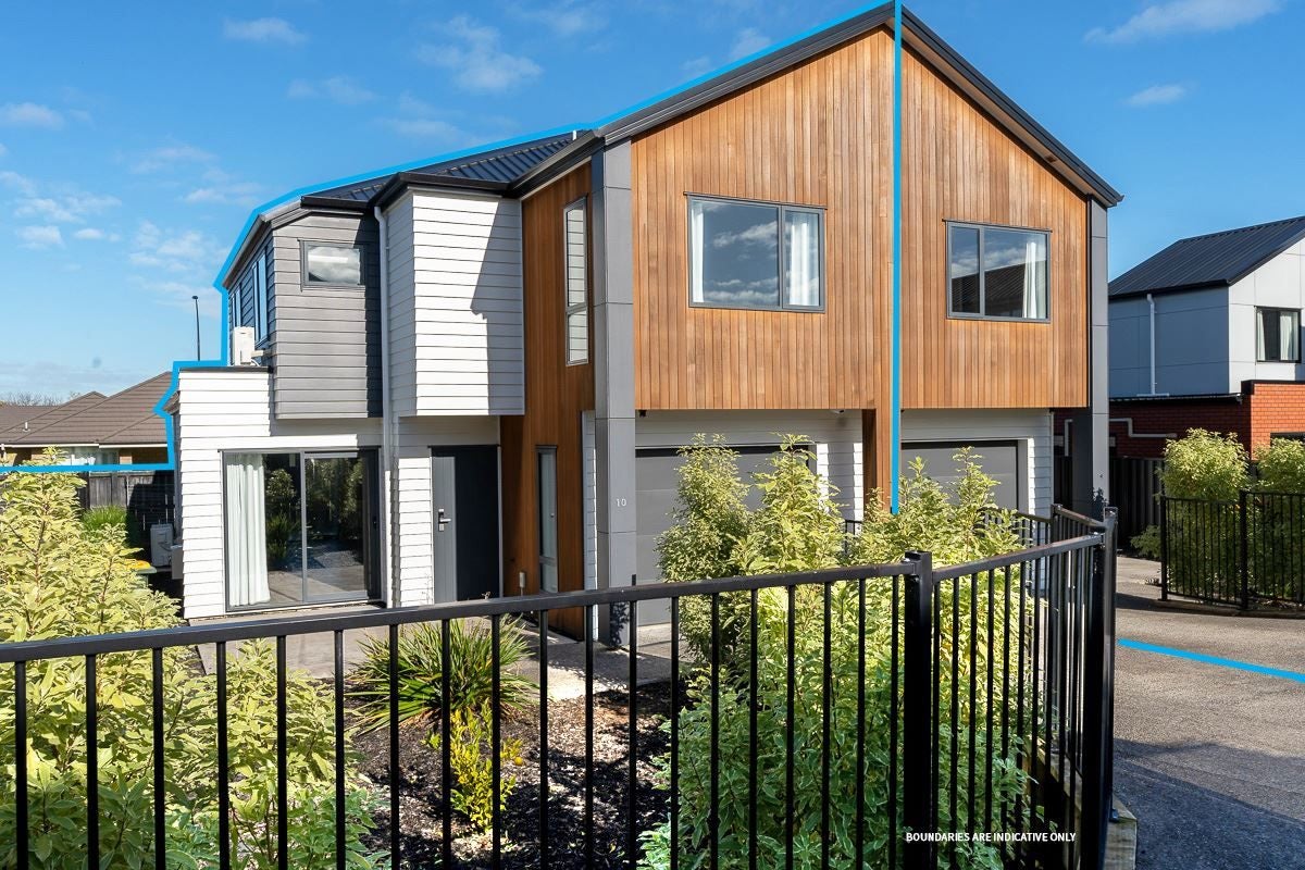 10/15 Onukutara Place, Huntington, Hamilton - Carousel 1