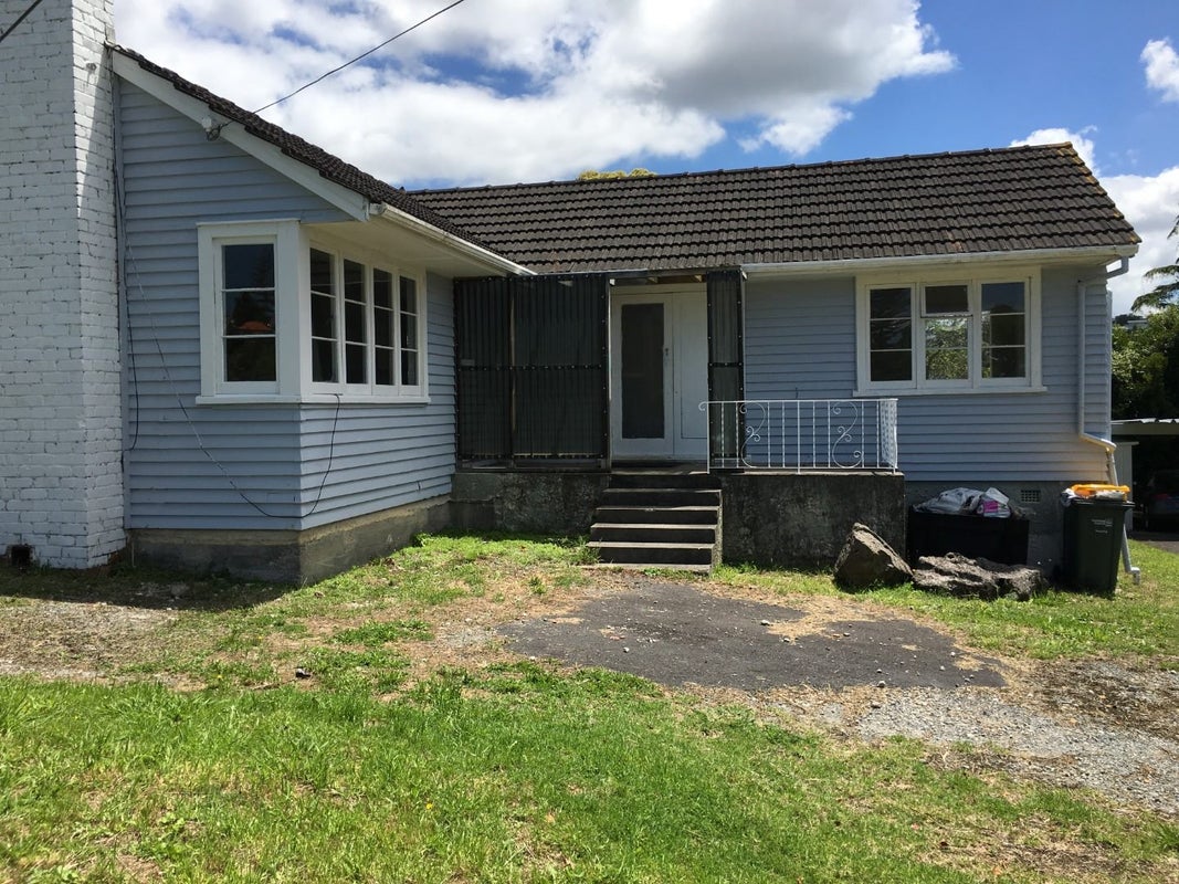 11 Matipo Road, Mairangi Bay, Auckland - Carousel 2