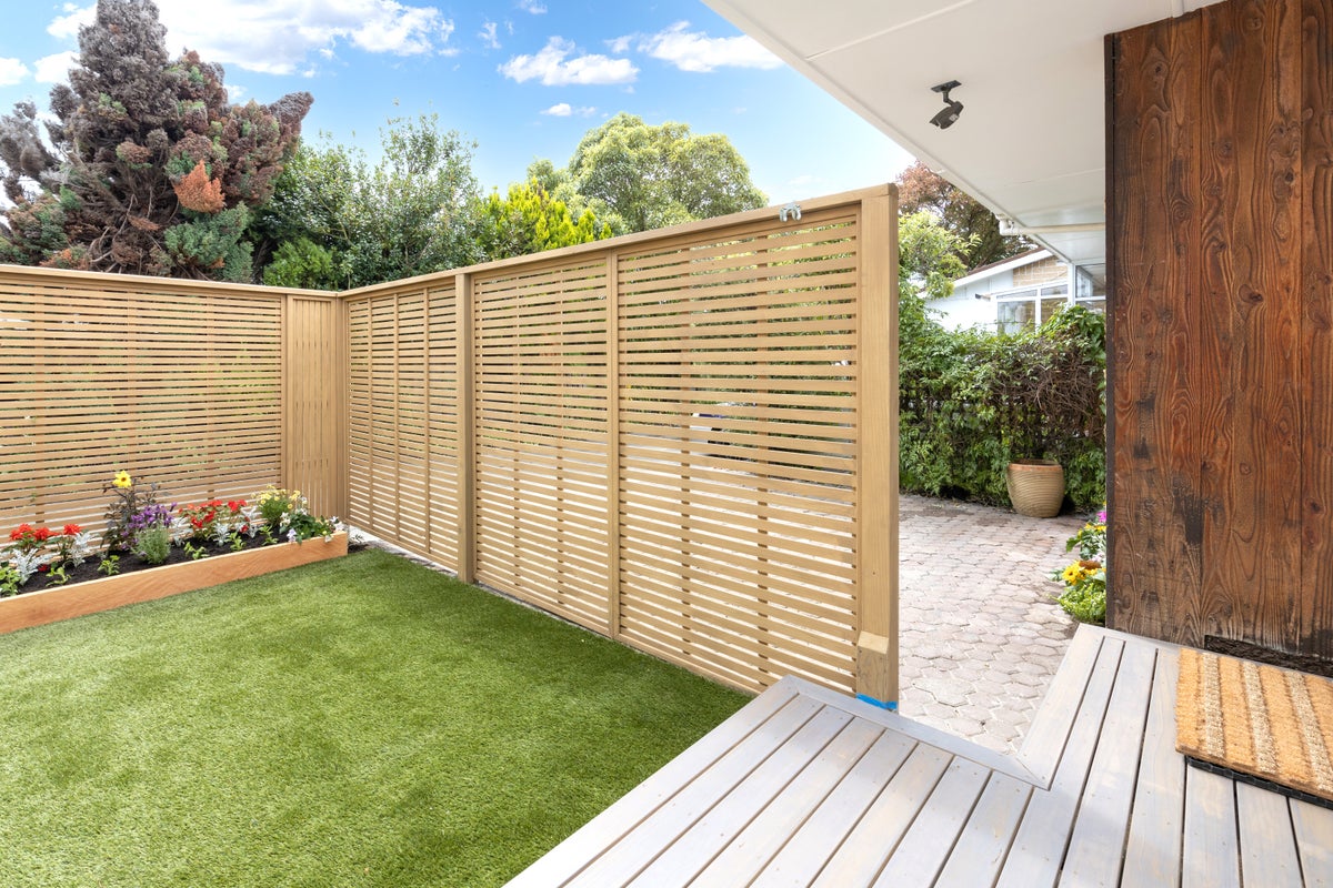 2/158 Stanmore Road, Linwood, Christchurch - Carousel 2