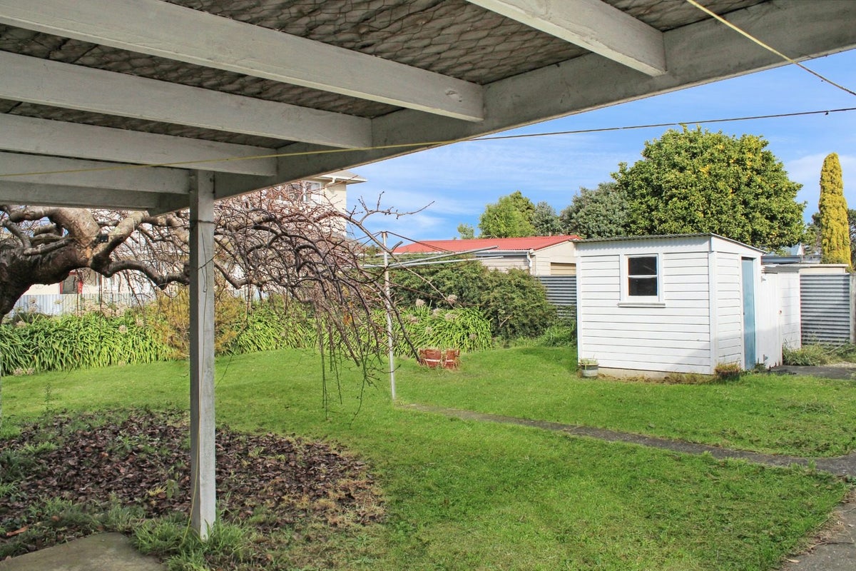 64 Manson Street, Terrace End, Palmerston North - Carousel 9