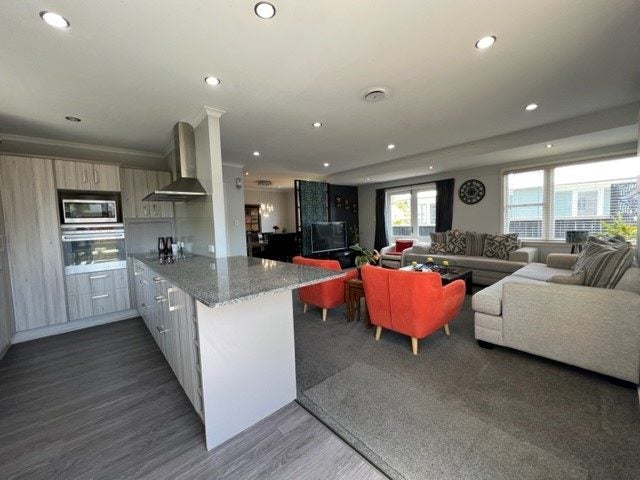 6 Wood Avenue, Howick, Auckland - Carousel 2