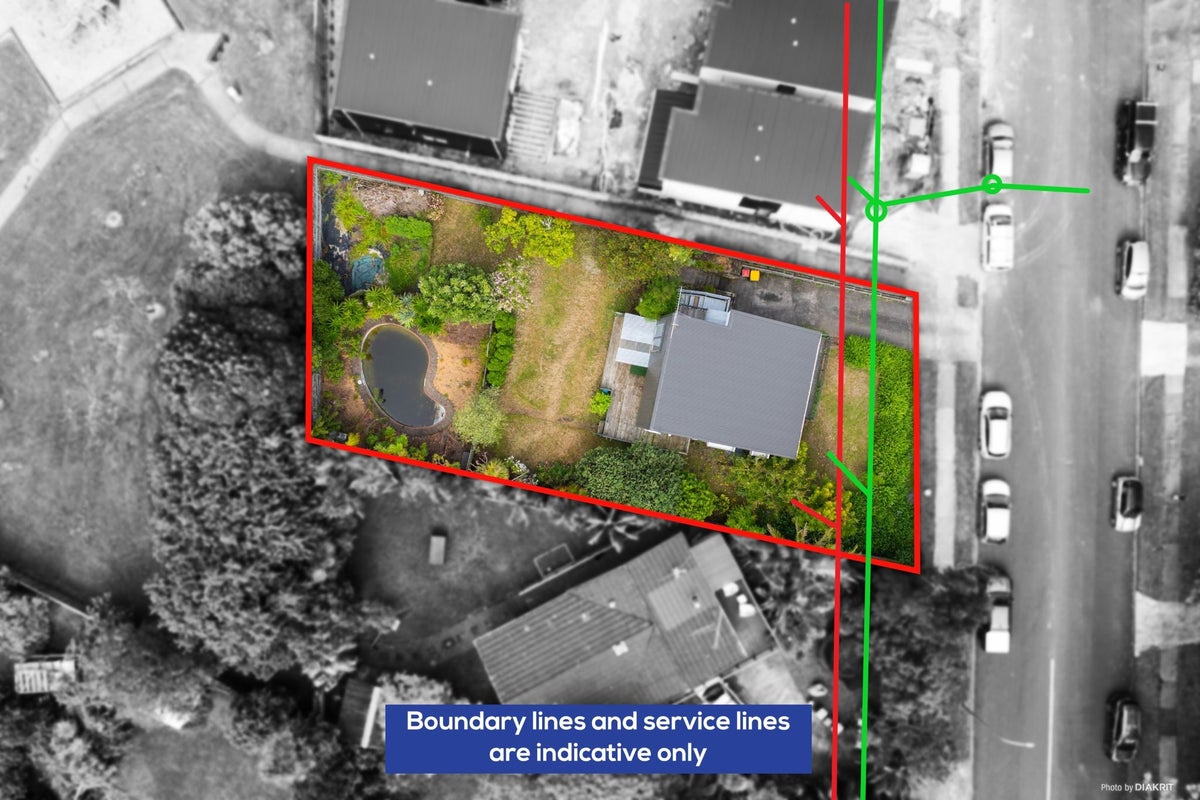 33 Kurnell Drive, Botany Downs, Auckland - Carousel 1