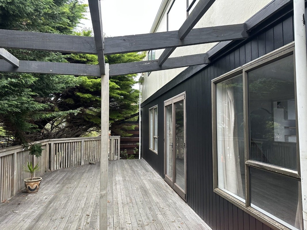 10 Frances Street, Waikanae Beach, Waikanae - Carousel 2