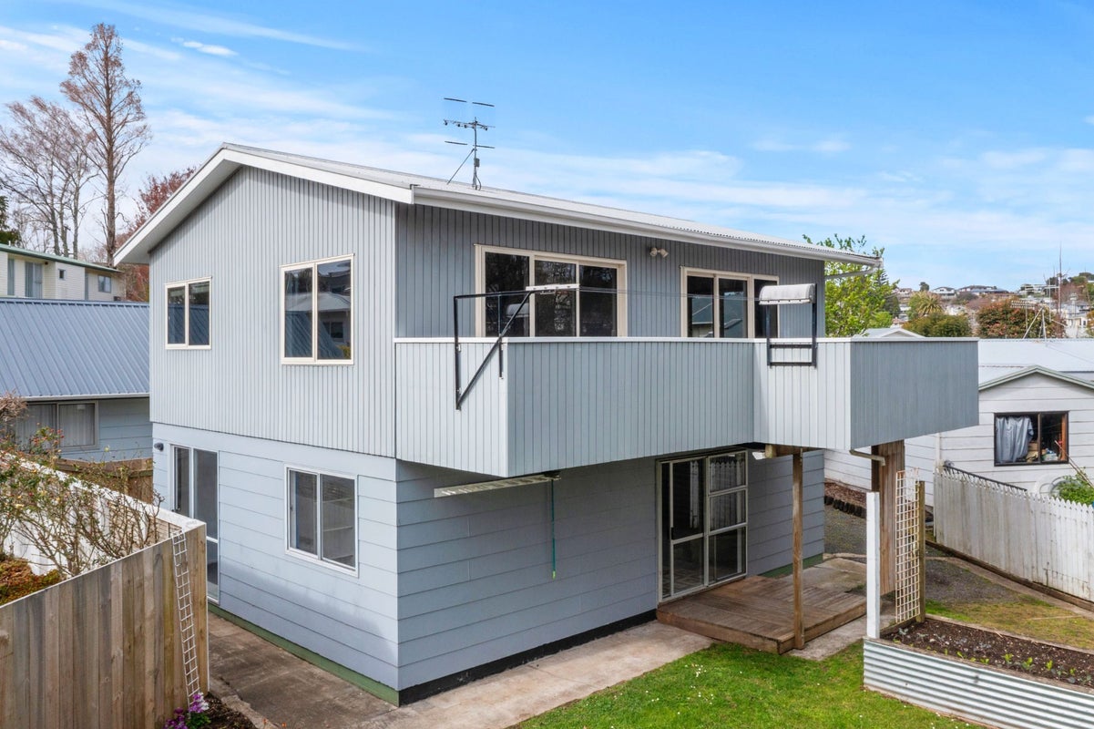 77a Sherwood Street, Bellevue, Tauranga, Bay Of Plenty - Carousel 1