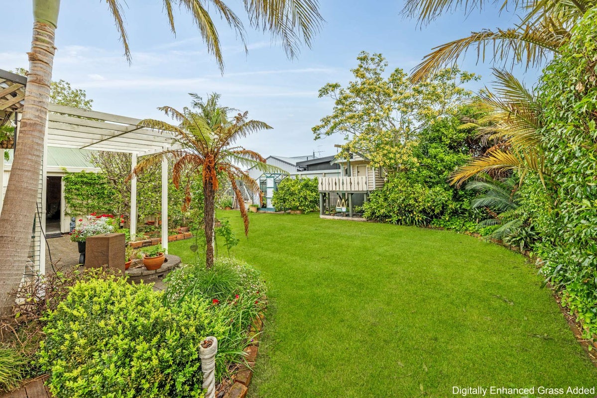 2 Central Street, Whataupoko, Gisborne - Carousel 2