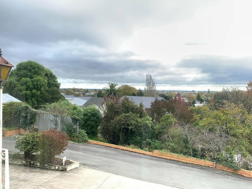 2A Purau Terrace, Cashmere, Christchurch - Carousel 1