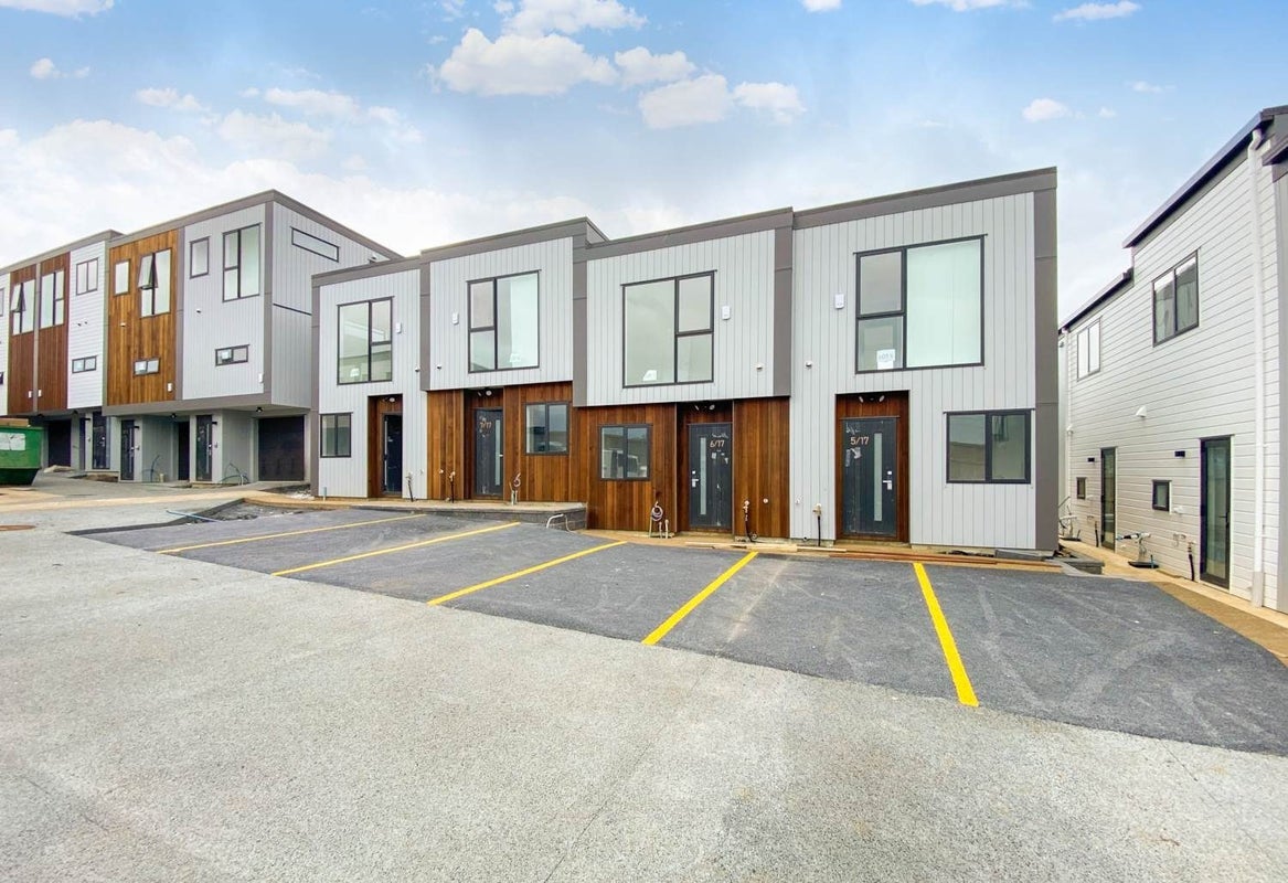 8/17 Parker Avenue, New Lynn, Auckland - Carousel 1