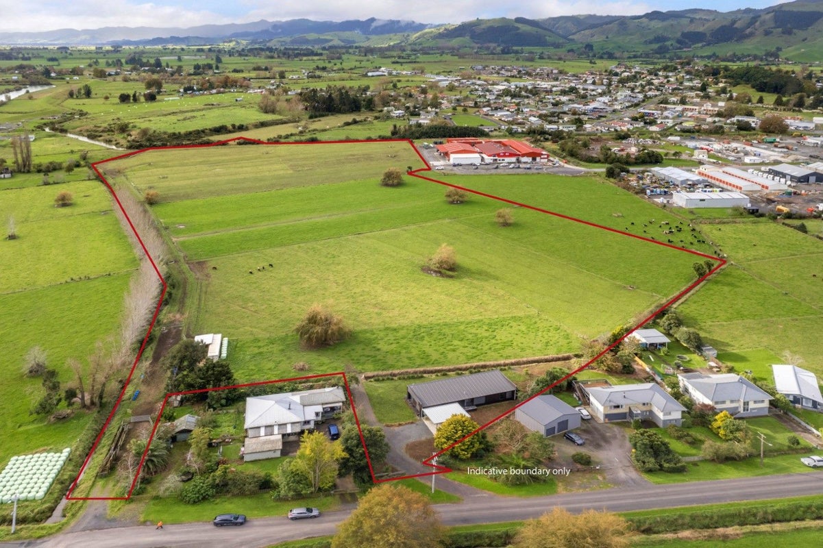 69 Junction Road, Paeroa, Paeroa - Carousel 1
