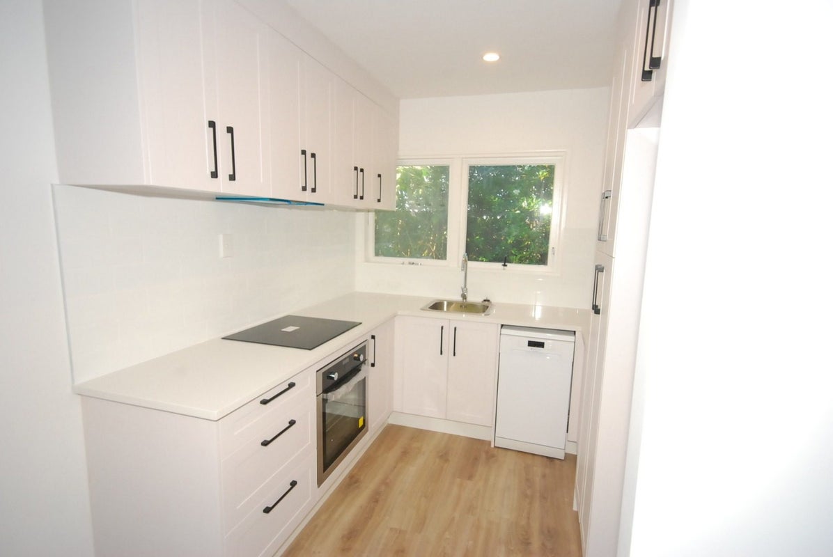 14/11 Tawera Road, Greenlane, Auckland - Carousel 2