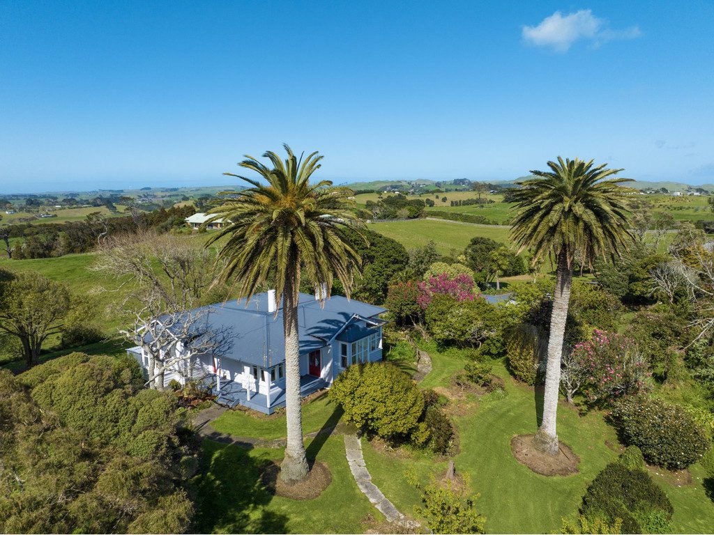 1085 Awhitu Road, Pollok, Pollok - Carousel 2