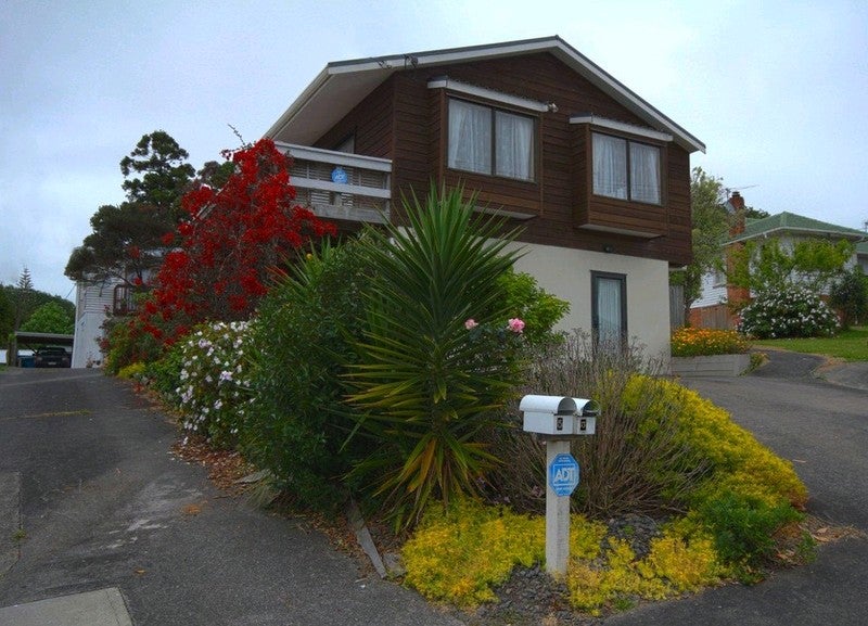 5B Utting Street, Birkdale, Auckland - Carousel 1