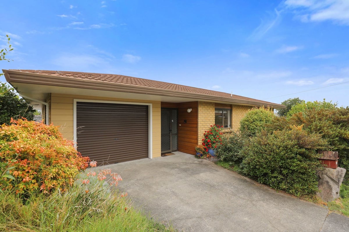 2/69 Ngamotu Road, Hilltop, Taupo - Carousel 1