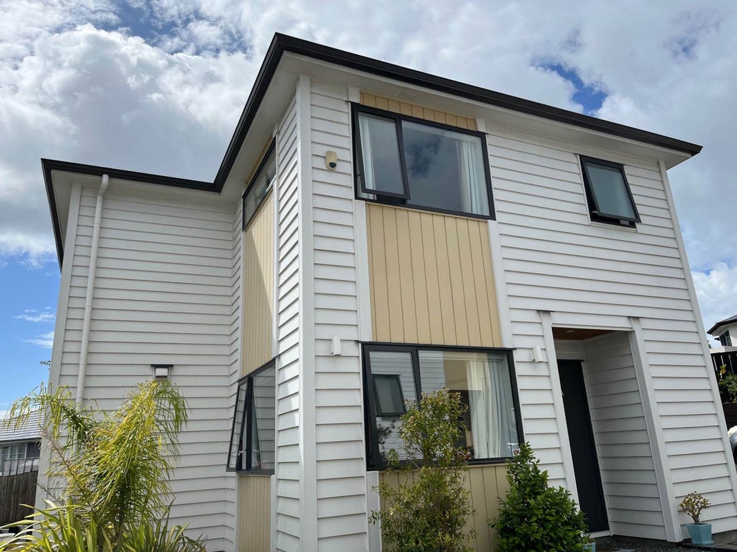 12A Kelwyn Road, Kelston, Auckland - Carousel 2
