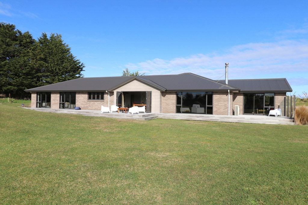 357 Oreti Road, Otatara, Invercargill - Carousel 1