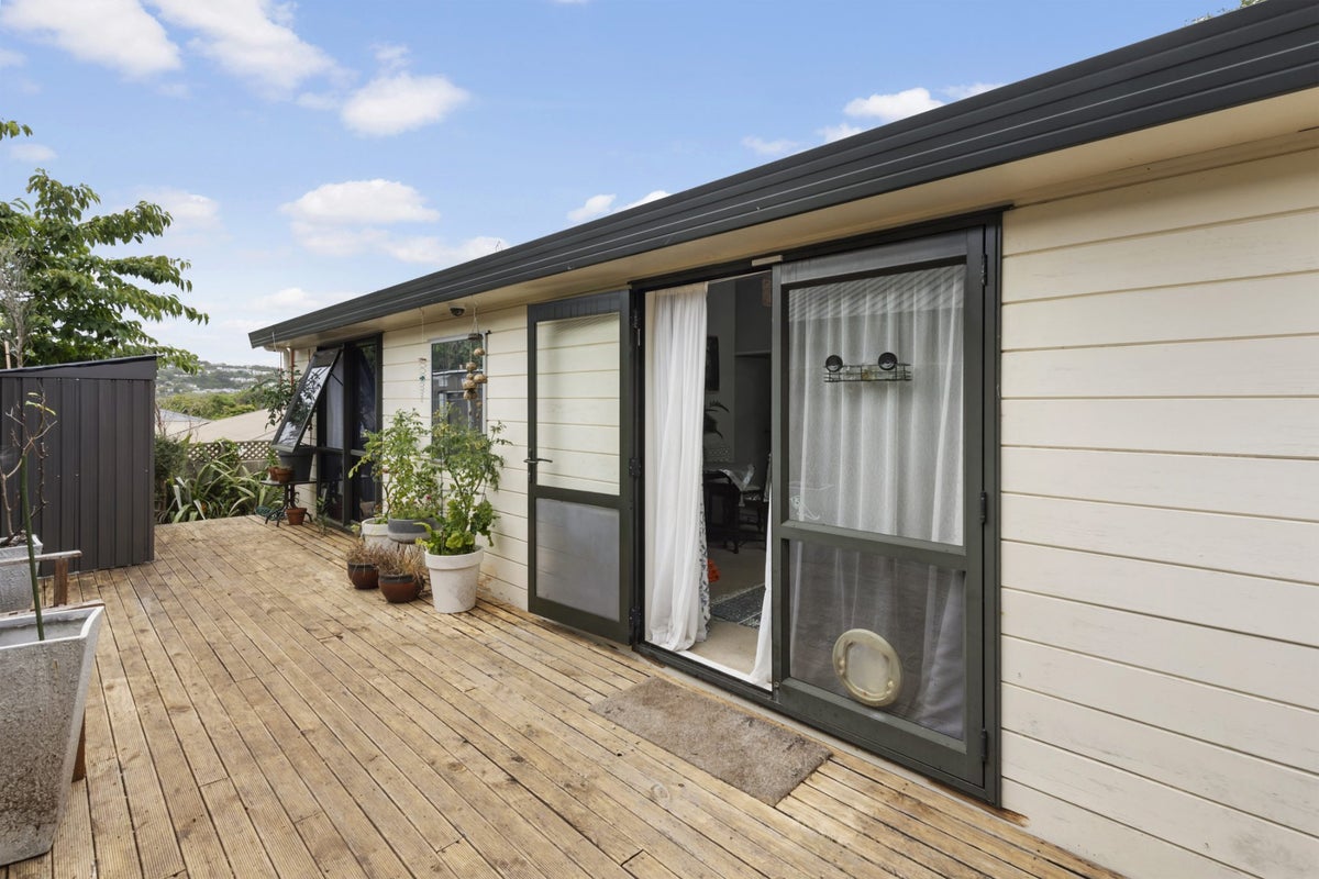 114 Broderick Road, Johnsonville, Wellington - Carousel 2