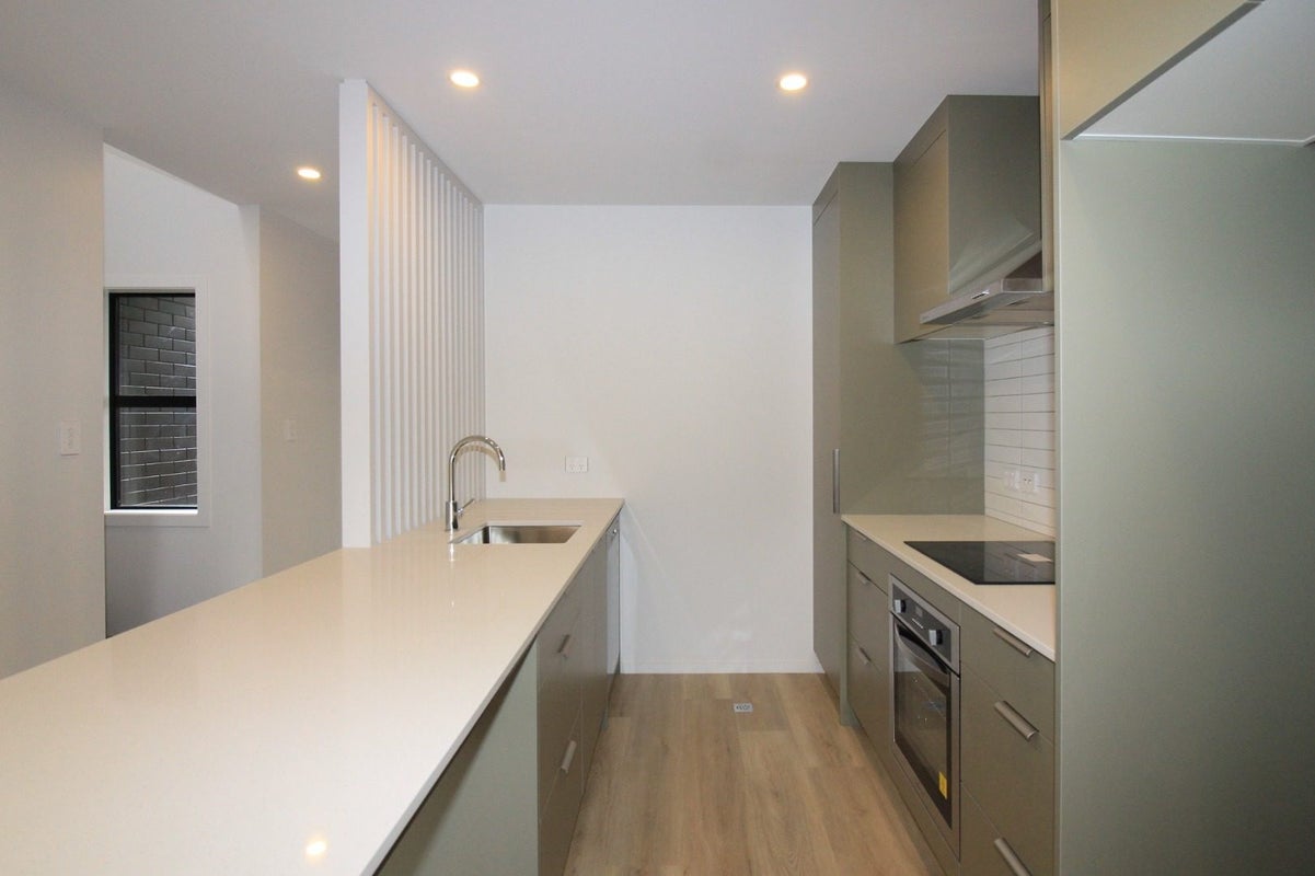 13/7 Johnston Grove, Taita, Lower Hutt - Carousel 2
