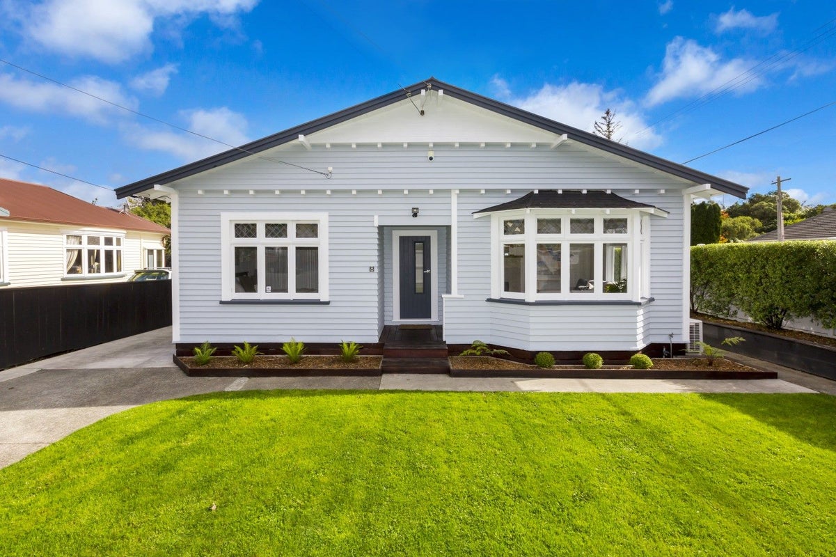 8 Leighton Avenue, Waiwhetu, Lower Hutt - Carousel 1
