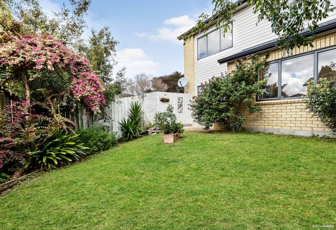 12/55 Verbena Road, Birkdale, Auckland - Carousel 11