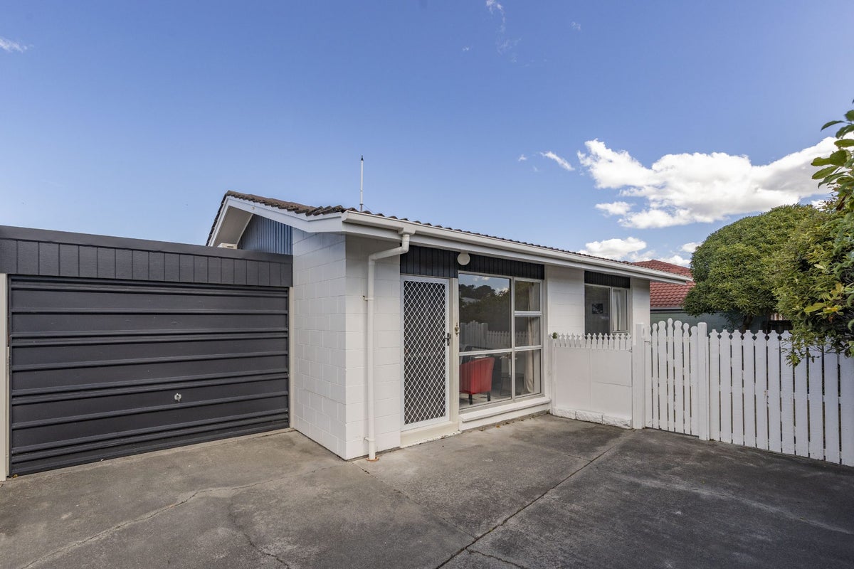 4/10 Keppel Street, New Brighton, Christchurch - Carousel 1