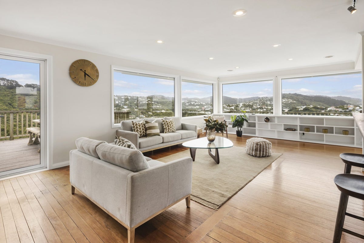 4 Karepa Street, Brooklyn, Wellington - Carousel 2