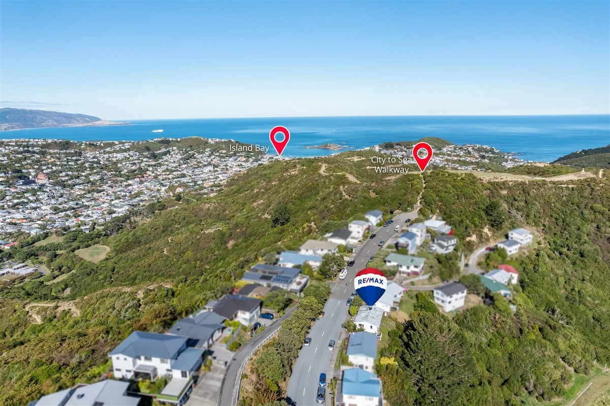 102 Quebec Street, Kingston, Wellington - Carousel 1