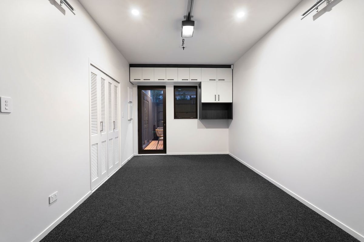 73C Salamanca Road, Sunnynook, Auckland - Carousel 17