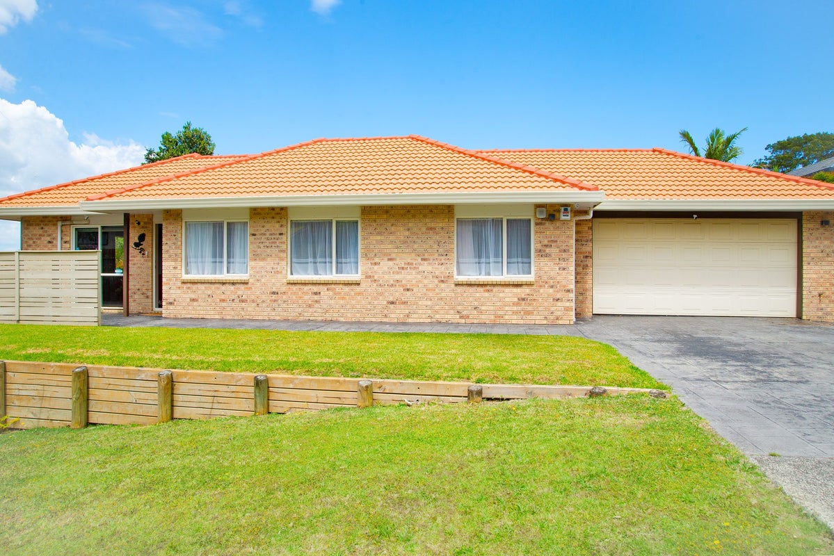 20 Piper Place, Goodwood Heights, Auckland - Carousel 21