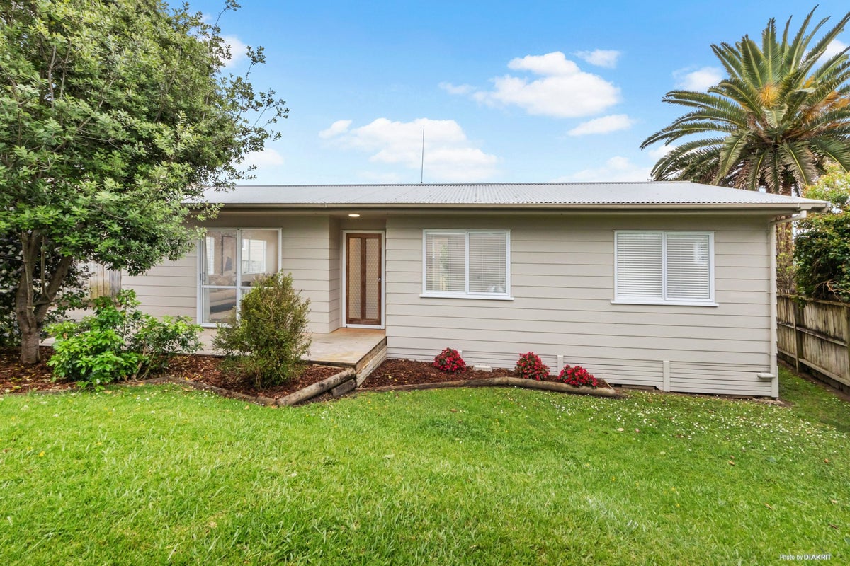 3183A Great North Road, New Lynn, Auckland - Carousel 2
