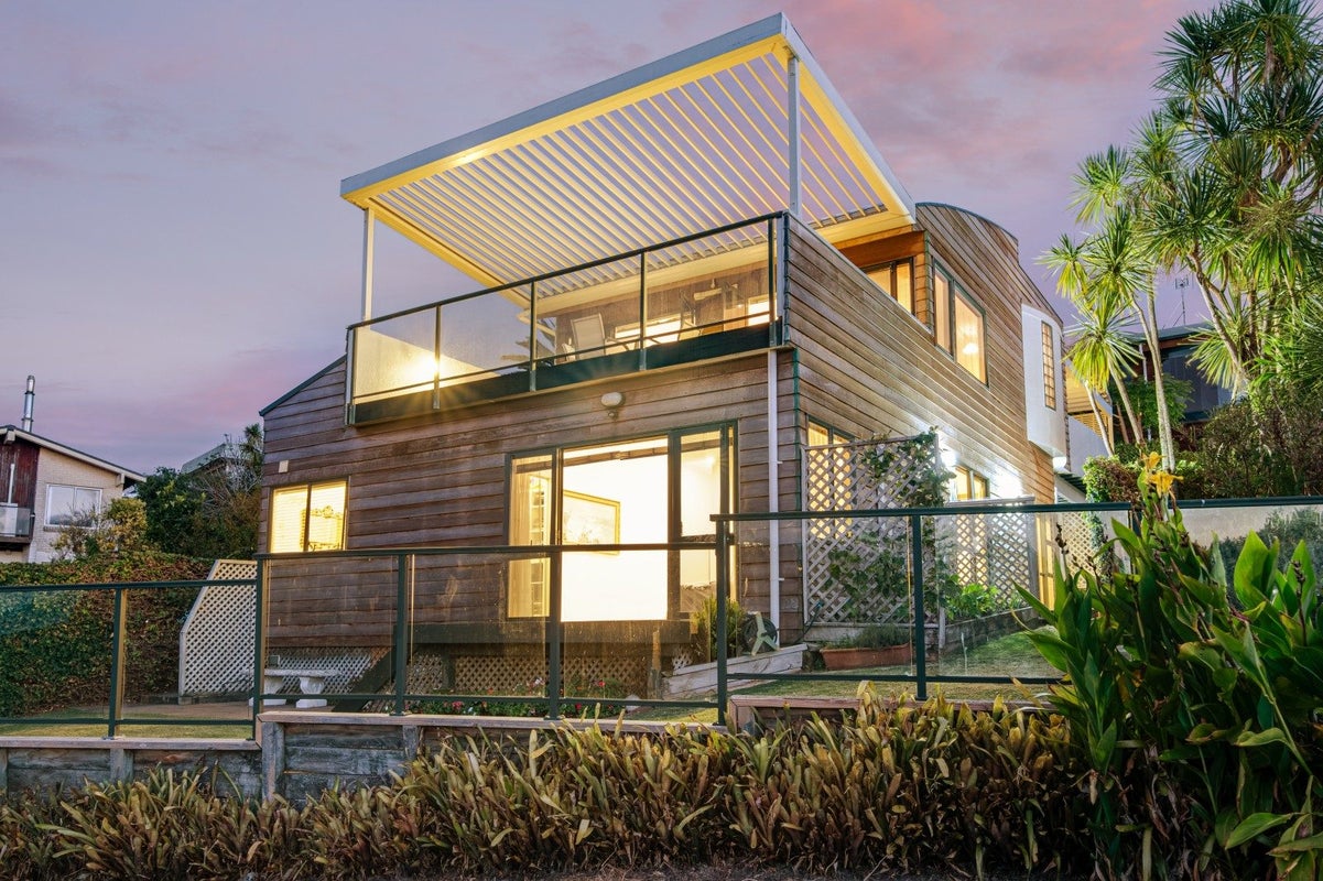 3/42 Amorino Drive, Red Beach, Whangaparaoa - Carousel 2